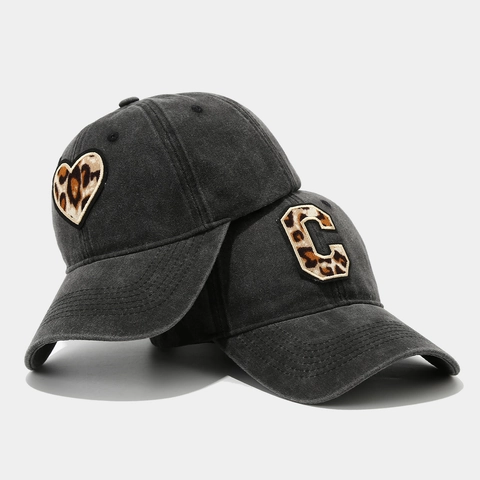 Casquette De Baseball En Coton Lavé Écusson Léopard Cœur Lettre Style Vieilli Ajustable Chapeau De Soleil Unisexe