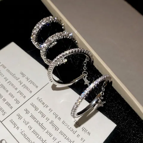Orecchini A Cerchio Con Pendente A Stella Tono Argento Gioielli Con Strass E Perno In Argento 925
