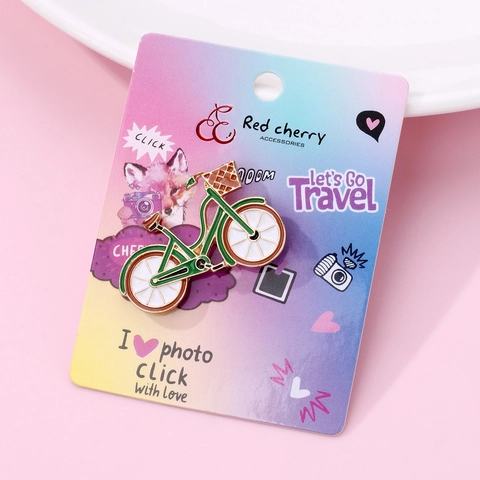 Creative Enamel Brooch Pin Alloy Rhinestone Star Heart Bicycle Bus Medical Jewelry For Clothes Backpack Decorative