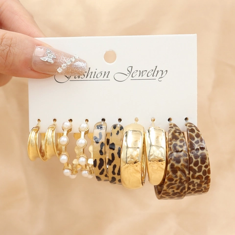 Gold Plated Alloy Hoop And Stud Earrings Artificial Pearl Leopard Resin Geometric Women Elegant Fashion Jewelry Collection