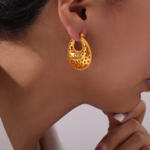 Niche Design Titanium Steel Gold Plated Oval Star Hollow Geometric Earrings For Women Fashion Jewelry Party Accessories
