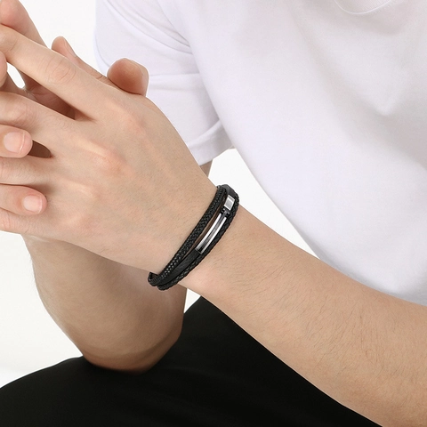 Men Multilayer Braided Bracelet Microfiber Leather Stainless Steel Magnetic Clasp Punk Industrial Fashion Jewelry