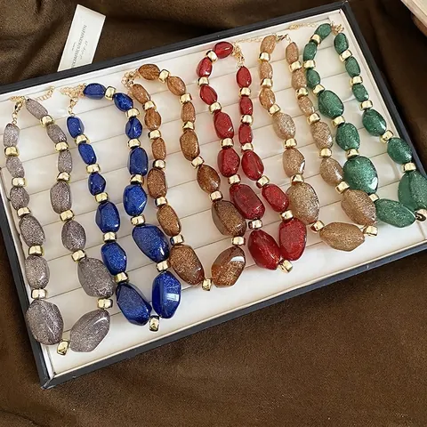 Statement Kette Damen Unregelmäßige Acryl Glitzer Perlen Goldlegierung Abstandsperlen Übertriebener Vintage Stil