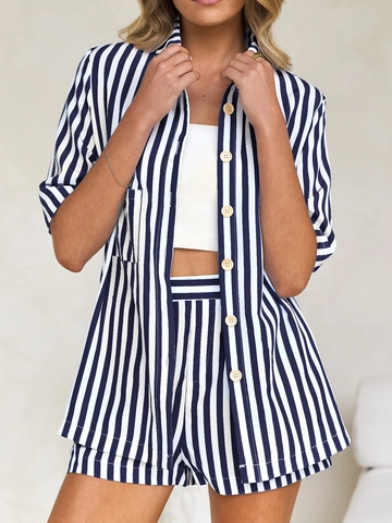 Completo Camicia E Pantaloncini A Righe Outfit Casual Per Vacanze Estive Donna Camicia A Maniche Corte Chic
