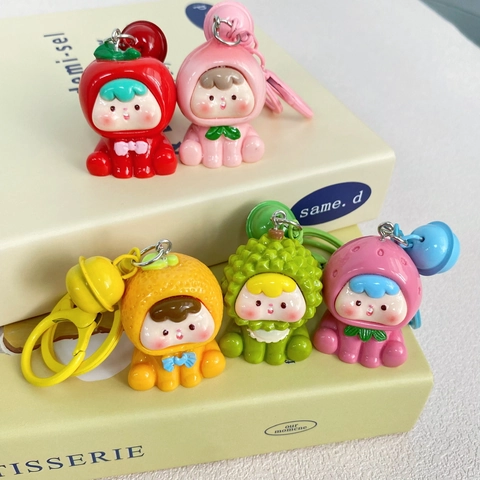 Lindo Llavero De Personaje De Frutas Colgante De Muñeca De Dibujos Animados De Resina Con Campana Encanto De Bolso Estilo Dulce Regalo Para Niñas