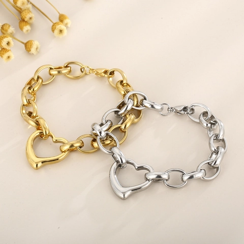 Fashion Stainless Steel Heart Pendant Necklace Bracelet Earrings Set Women Minimalist Thick Chain Hip Hop Titanium Jewelry