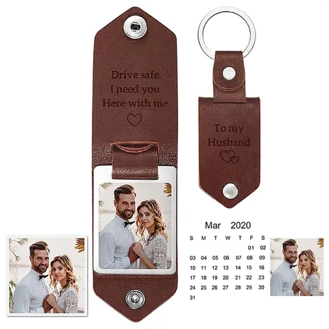 Leather Photo Keychain Stainless Steel UV Print Heartfelt Message Commemorative Christmas Gift For Family And Couples