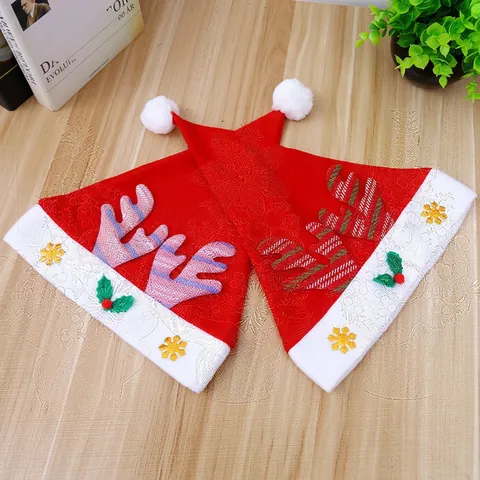 Morbido Cappello Di Natale Per Bambini Velluto Rosso Corna Di Renna Ricamo Fiocco Di Neve Luminoso Accessorio Per Feste