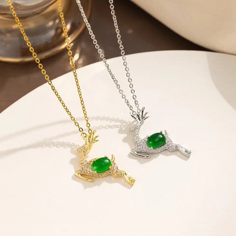 Elegant Titanium Steel Running Deer Pendant Necklace For Women Christmas Gift Gold Silver Plated Green Stone Rhinestone Jewelry