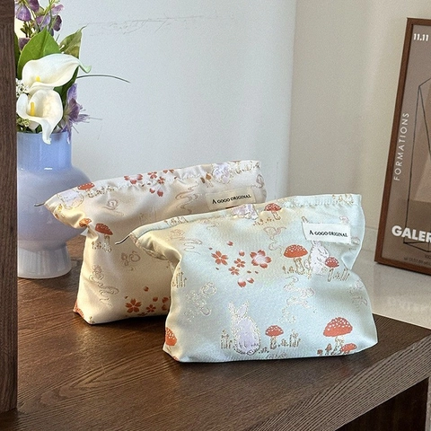 Retro Chinese Style Cosmetic Bag Jacquard Floral Makeup Pouch Travel Large Capacity Organizer Handheld Clutch For Women