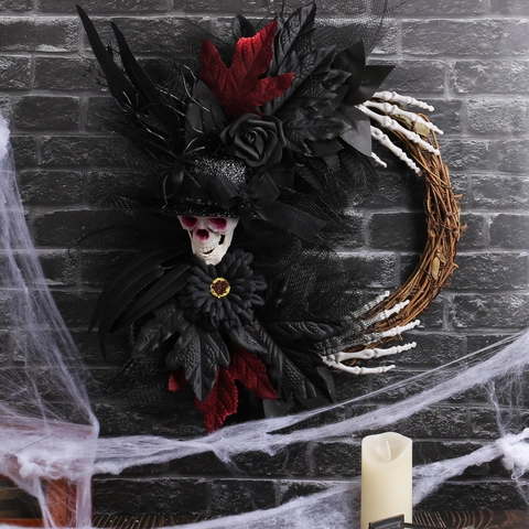 Couronne D Halloween Crâne Avec Haut De Forme Roses Artificielles Mains De Squelette Base En Rotin Décoration De Porte Gothique Ornement