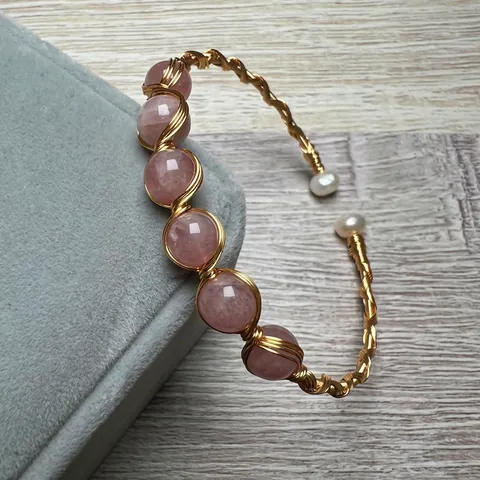 Handgemachtes Drahtgewickeltes Armband Naturkristall Süßwasserperle 14K Gold Gefüllt Boho Schmuck Vintage Stil Für Frauen