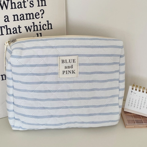 Quilted Striped Cosmetic Bag Cotton Soft Portable Toiletry Organizer Handbag With Zip Closure Simple Style
