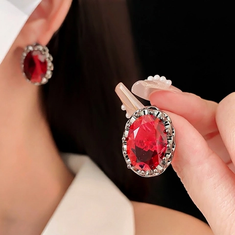 Vintage Oval Red Zircon Stud Earrings With Silver Earring Post Copper Luxury Palace Style For Women Jewelry
