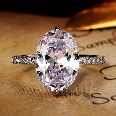 Elegant Oval Cut Zircon Ring For Women Copper Base With Pavé Side Stones Wedding Proposal Bridal Jewelry Romantic Gift
