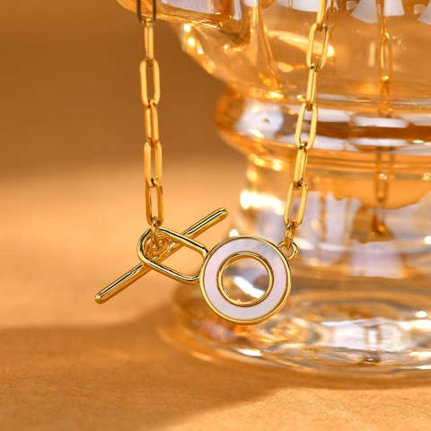 Collana Con Pendente In Acciaio Inossidabile Placcato Oro Chiusura A Gancio Tondo Intarsio Di Conchiglia Catena Donna