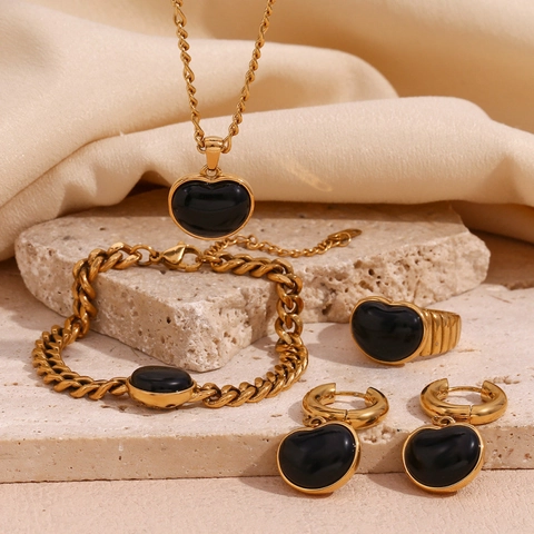 Vintage Herz Schmuckset 18K Vergoldeter Edelstahl Schwarzer Achat Halskette Armband Ohrringe Ring Mode Für Damen