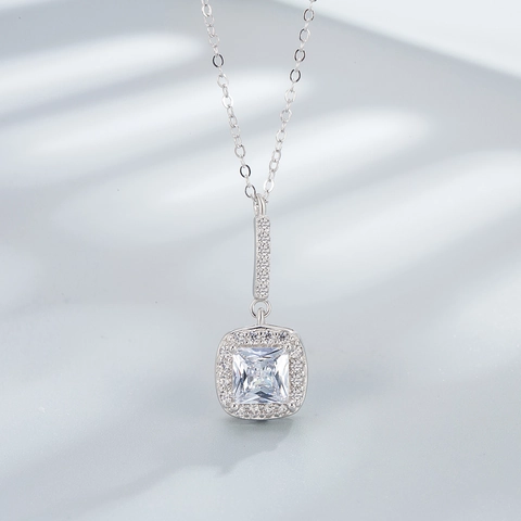 Collana In Argento Sterling 925 Zircone Quadrato Ciondolo Halo Geometrico Gioielli Di Lusso Eleganti Per Donne
