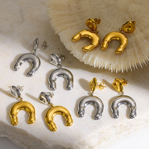 Minimalist Stainless Steel U-Shaped Horseshoe Stud Earrings For Women Two-Tone Gold Silver Plated Tarnish Resistant Fashion Jewelry