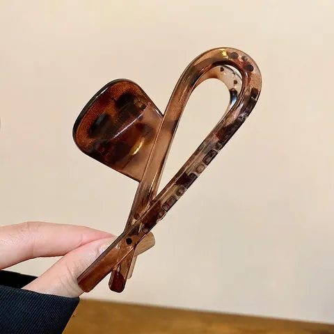 Grande Pince À Cheveux Léopard Écaille De Tortue Acrylique Pince À Cheveux Relevés Pour Cheveux Épais Style Français Minimaliste Élégante Femmes