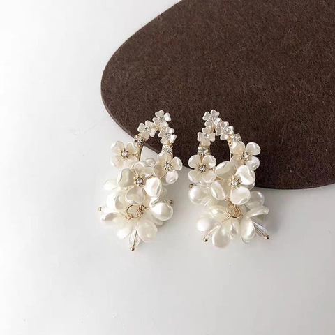 Pendientes de Botón de Flor de Jazmín de Estilo de Bosque Vintage para Mujer Pendientes de Diamantes de Imitación Florales Blancos de Aleación Joyas Elegantes