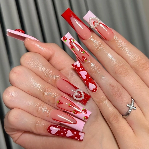 Uñas Postizas Largas Rosado Rojo French Tip Perla Artificial Corazón Patrón Fresa Dulces Para Mujeres