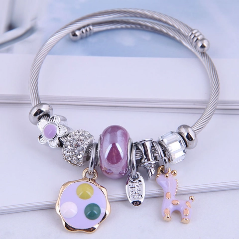 Beaded Armband Aus Edelstahldraht Mit Emailliertem Hirsch Blumenanhänger Verstellbarer Armreif Für Damen Mädchen