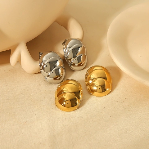 18K Vergoldete Edelstahl Ohrstecker Für Damen Anspruchsvolle Geometrische Rippen Mehrschichtige Gewölbte Klobige Creolen Schmuck