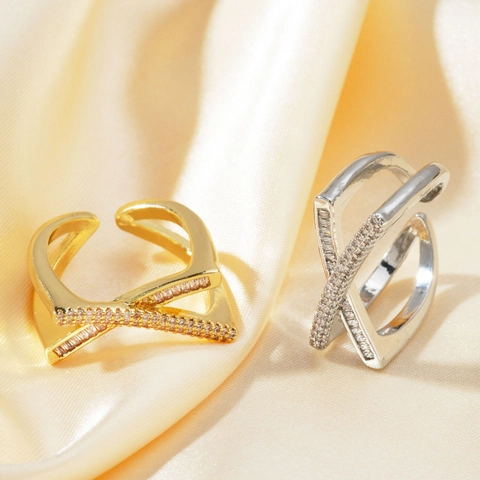 Fashion Zirconia Cross Open Ring Adjustable Copper Finger Ring Light Luxury Elegant Jewelry For Women Party Daily Accessories