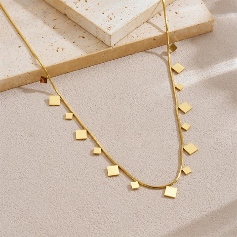 Collana In Acciaio Inossidabile Placcato Oro Con Catena A Serpente E Pendenti Geometrici A Disco Tondi E Quadrati Per Donna