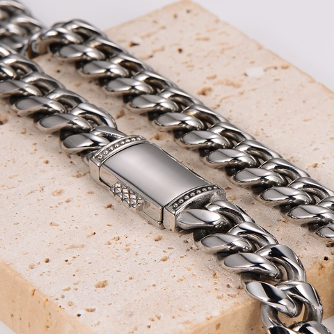 Men Cuban Link Chain Necklace Polished 304 Stainless Steel Hip Hop Fashion Jewelry Silver Color Square Clasp