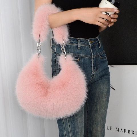 Women Faux Fur Hobo Bag Winter Plush Shoulder Bag With Metal Chain Large Capacity Casual Zipper Niche Design