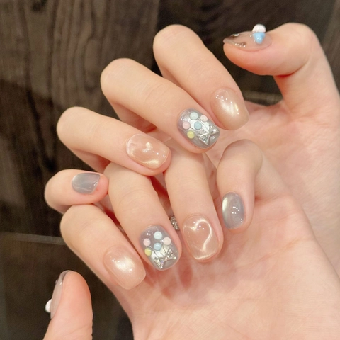 Uñas Postizas Hechas A Mano Efecto Ojo De Gato Con Decoración 3D Gato Corazón Globo Y Lazo Estilo Dulce