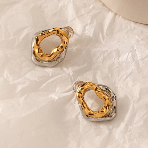 Orecchini A Lobo Geometrici Irregolari Con Perno In Argento Bicolore Oro Argento Texture Lavica Metallo Fuso Nicchia