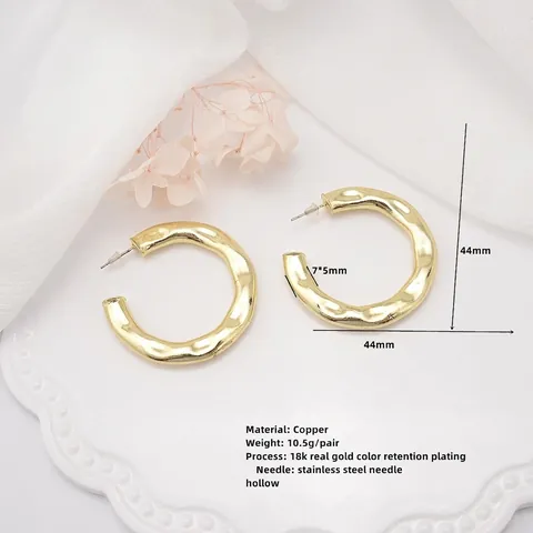 Pendientes de Aro Huecos de Cobre Bañados en Oro de 18K Poste de Acero Inoxidable Joyería Geométrica Martillada Torsada Mujer
