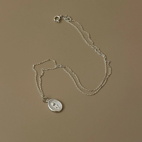 925 Sterling Silber Halskette Mit Ovalem Tulpenblumen Relief Anhänger Minimalistischer Retro Stil Schmuck Für Damen