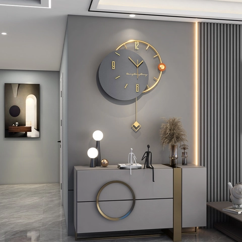 Moderne Luxe Wandklok Metalen Frame Houten Wijzerplaat Stil Uurwerk Zwaaiende Pendel Decoratief Voor Woonkamer Kantoor