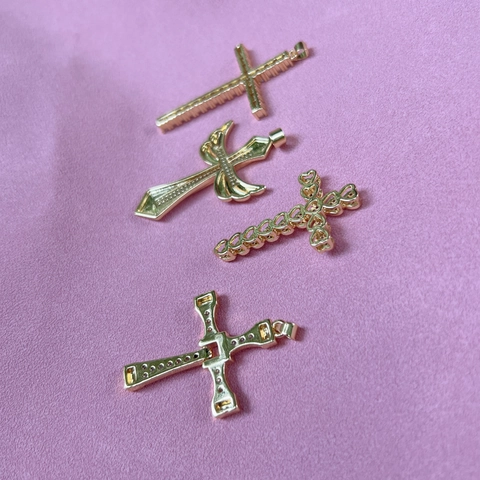 Cross Pendant 18K Gold Plated Copper Micro Paved Zircon Angel Wings Heart Shape Trendy Fashion Jewelry For Women Men