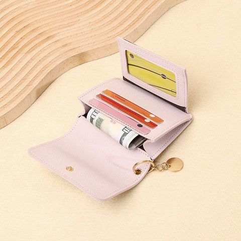 Cartera Corta Para Mujer Cuero PU Patrón Lichi Bolso Plegable Porta Tarjetas Con Colgante De Metal Redondo Monedero Moda