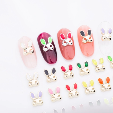 Amuletos De Arte De Uñas Con Máscara De Conejo De Dibujos Animados Aleación Esmalte Colorido Lindo Decoración De Manicura DIY