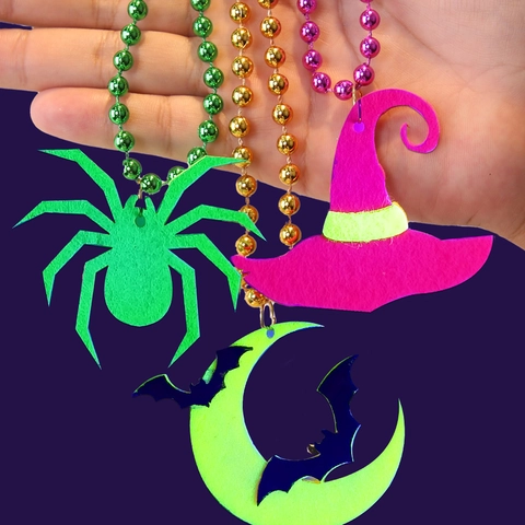 Collana Fluorescente Halloween Catena Perle Plastica Pendente Feltro Zucca Scheletro Pipistrello Accessori Festa UV Glow