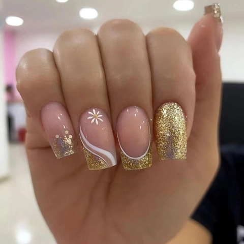 Press On Nägel Glitzer Gold Nude Rosa Französischer Stil Blumenmuster Quadratisch Rund Künstliche Nägel Für Frauen
