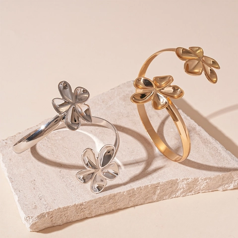 Metall Blumen Offener Armreif Verstellbar Hochglanzpoliert Plumeria Floral Armband Damen Modeschmuck