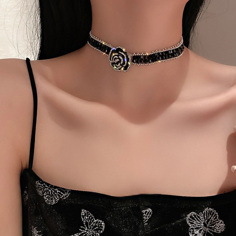 Collana Choker Rosa Nera Cristallo Artificiale Rhinestone Lega Gotico Elegante Catena Clavicola Per Donne
