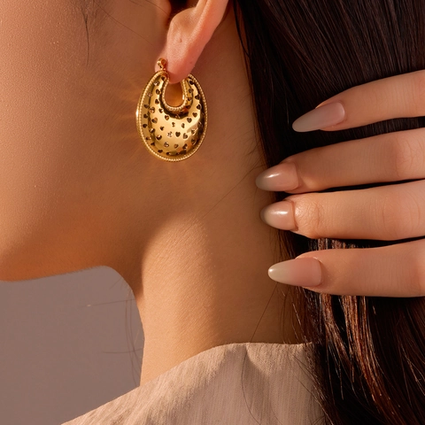 Edelstahl Ohrringe Mit Stern Mond Herz Hohlmuster 18K Vergoldet Retro Mode Schmuck Für Damen