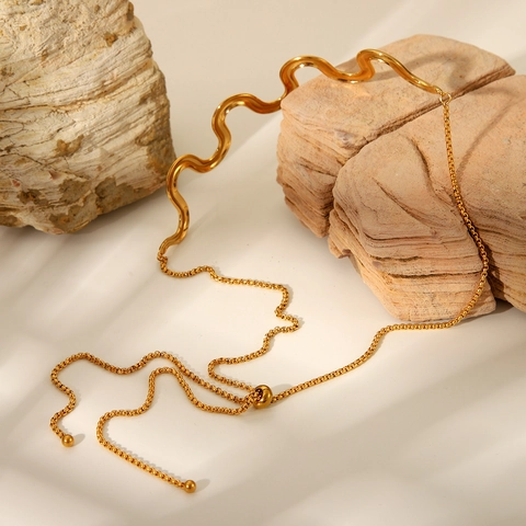 Collana Regolabile In Acciaio Inossidabile Placcato Oro 18K Forma Donda Gioielli Geometrici Minimalisti Per Donna
