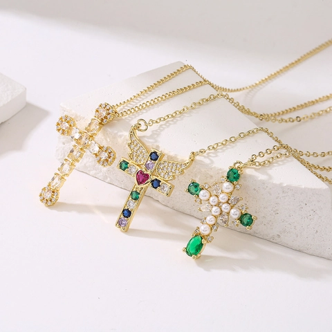 Collana Con Ciondolo A Croce Placcato Oro Rame Zircone Strass Cuore Ali Catena Clavicola Gioielli Per Donne