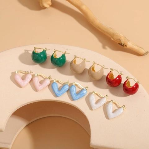 Fashion Heart Shaped Round Hoop Earrings Copper 14K Gold Plated Colorful Enamel Drip Oil Jewelry For Women Chic