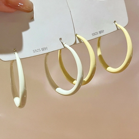 Pendientes De Aro De Esmalte Crema Aleación Con 925 Sterling Silver Earring Post Joyería Geométrica Dulce Minimalista Mujer