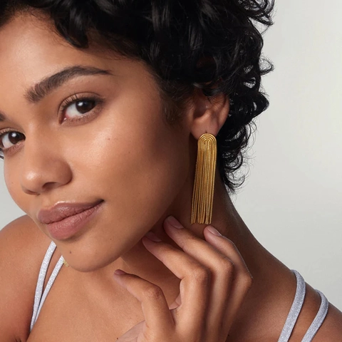 Pendientes De Borla De Acero Inoxidable Bañados En Oro De 18K Cadena Larga Flecos Geométricos Elegantes